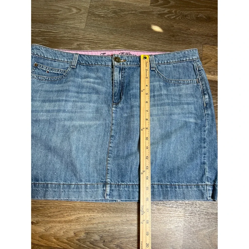 Tommy Hilfiger Y2K Denim Mini Skirt Medium Wash Blue Cotton Preppy Size 18